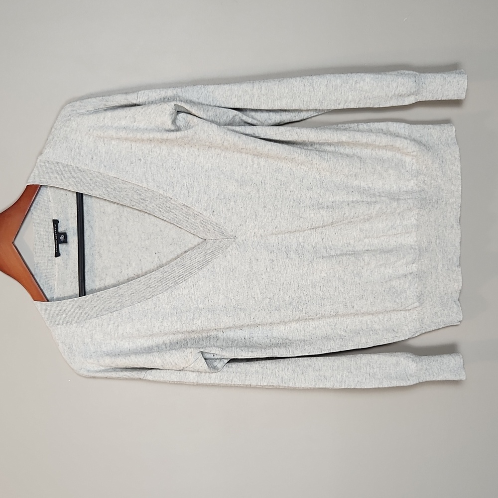 Banana Republic Light Gray Silk and Cashmere Blend V-neck Sweater Medium - Picture 2 of 9